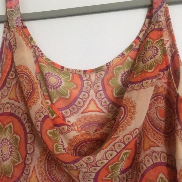 Summer top - Picture 2 of 3